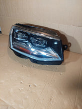 Laden Sie das Bild in den Galerie-Viewer, Frontscheinwerfer VW Transporter 7E1941036A LED Rechts Scheinwerfer Headlight