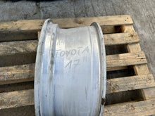 Laden Sie das Bild in den Galerie-Viewer, 1x Alufelge 17 Zoll 7.0" 5x114.3 50ET Toyota Solara Rim Wheel FEL1197546139dk
