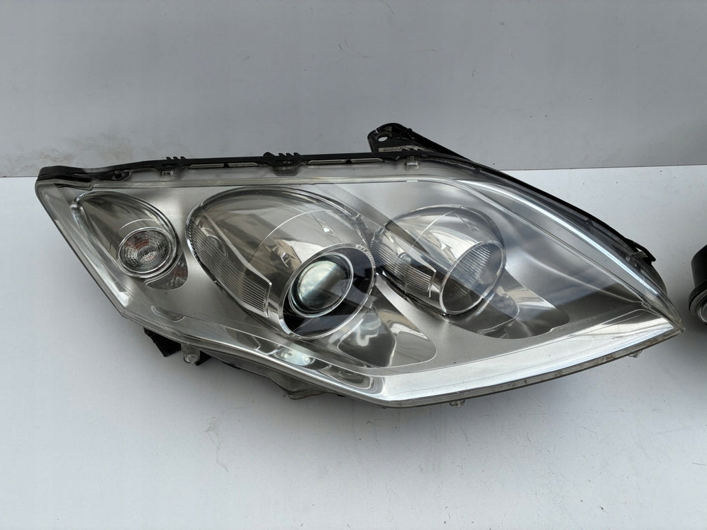 Frontscheinwerfer Renault Laguna III 89901838 89901837 Xenon Ein Satz Headlight SCH5534726251ys