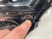 Laden Sie das Bild in den Galerie-Viewer, Frontscheinwerfer Skoda Superb III 3V1941015D Full LED Links Headlight