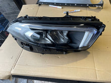 Laden Sie das Bild in den Galerie-Viewer, Frontscheinwerfer Mercedes-Benz W177 A1779064703 Full LED Rechts oder Links SCH5203904134qi