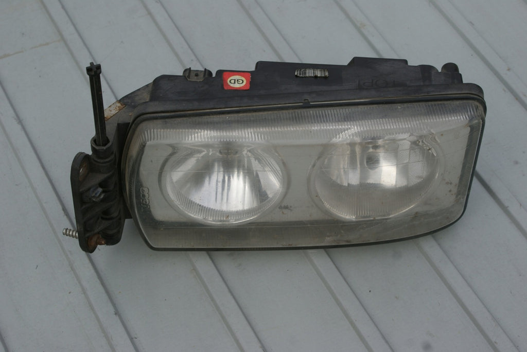 Frontscheinwerfer Iveco I 45251748 Links Scheinwerfer Headlight SCH2030770352ba
