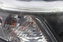 Laden Sie das Bild in den Galerie-Viewer, Frontscheinwerfer Saab 9-3 93 1EL00960606 Bi-Xenon Rechts Scheinwerfer Headlight