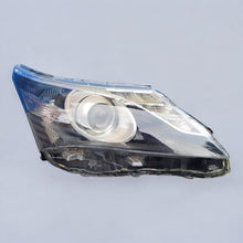 Laden Sie das Bild in den Galerie-Viewer, Frontscheinwerfer Toyota Avensis 05-25R Xenon Rechts Scheinwerfer Headlight