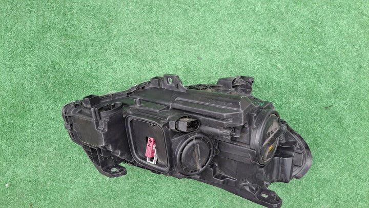 Frontscheinwerfer Mercedes-Benz W246 A2468200739 Links Scheinwerfer Headlight SCH9613511545qc