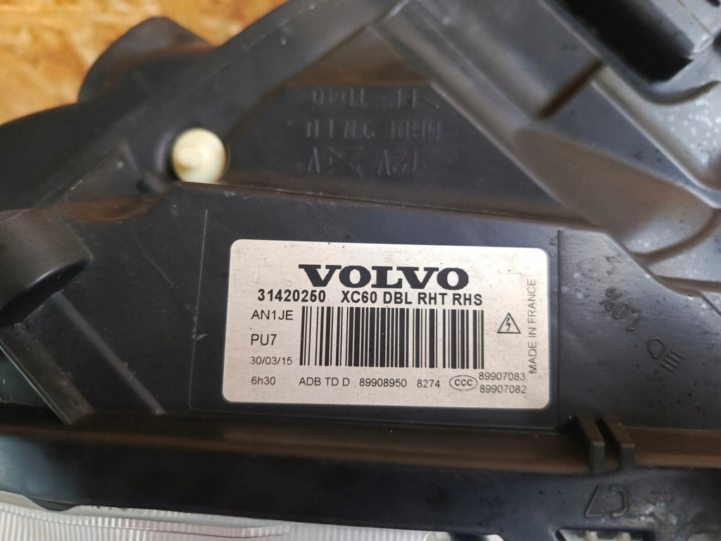 Frontscheinwerfer Volvo Xc60 31420250 Bi-Xenon Rechts Scheinwerfer Headlight SCH3894879774xa