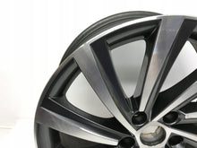 Laden Sie das Bild in den Galerie-Viewer, 1x Alufelge 18 Zoll 5E3601025AS Skoda Octavia I Rim Wheel FEL9669724952nm