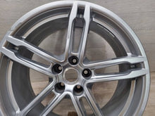 Laden Sie das Bild in den Galerie-Viewer, 1x Alufelge 19 Zoll 95B601025BC Porsche Macan Rim Wheel
