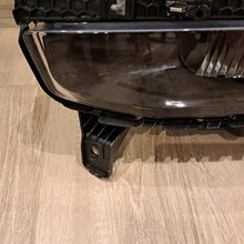 Laden Sie das Bild in den Galerie-Viewer, Frontscheinwerfer Jeep 522187190 LED Links Scheinwerfer Headlight