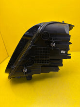 Laden Sie das Bild in den Galerie-Viewer, Frontscheinwerfer BMW X1 F48 7472249-06 LED Links Scheinwerfer Headlight SCH1961635373du