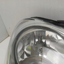 Laden Sie das Bild in den Galerie-Viewer, Frontscheinwerfer VW Polo IV 6Q1941008AQ 89312000 Rechts Scheinwerfer Headlight SCH4925047185ph