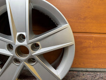 Load image into Gallery viewer, 1x Alufelge 16 Zoll 6.0" 5x112 48ET Glanz Silber 5E0601025M Skoda Octavia Iii FEL1263776968cn