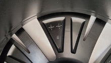 Laden Sie das Bild in den Galerie-Viewer, 1x Alufelge 19 Zoll 8.0&quot; 5x112 45ET 5LA601025 Skoda Enyaq Rim Wheel