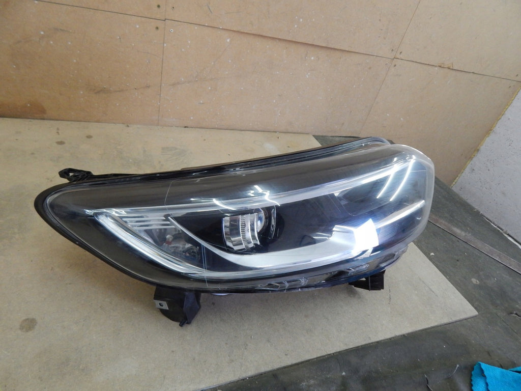 Frontscheinwerfer Renault Kadjar 260103903R Rechts Scheinwerfer Headlight SCH6967933552kj