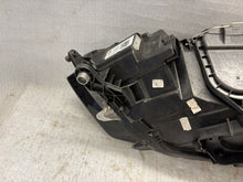 Laden Sie das Bild in den Galerie-Viewer, Frontscheinwerfer VW Golf VII Sportsvan I 517941032B Rechts Headlight SCH3840097509do