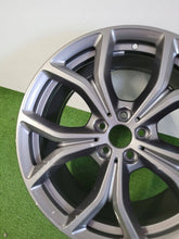 Laden Sie das Bild in den Galerie-Viewer, 1x Alufelge 19 Zoll 9.0" 5x112 38ET 6883752 BMW X5 G05 G06 Rim Wheel FEL8022841690yg