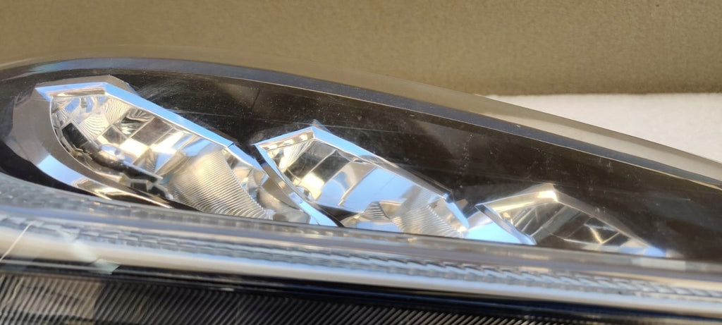Frontscheinwerfer Toyota Yaris Rechts Scheinwerfer Headlight