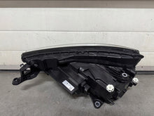 Laden Sie das Bild in den Galerie-Viewer, Frontscheinwerfer Skoda Kamiq 656941016B LED Rechts Scheinwerfer Headlight SCH3541068814it