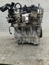 Load image into Gallery viewer, Motor Mercedes-Benz W177 282914 1.3 CGI 63TKm 2019 Benzin Engine Komplett