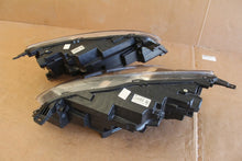 Laden Sie das Bild in den Galerie-Viewer, Frontscheinwerfer Ford Kuga LV4B-13E016-AH LV4B-13E017-AH LED Ein Satz Headlight SCH3321208740nf