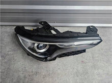 Laden Sie das Bild in den Galerie-Viewer, Frontscheinwerfer Alfa Romeo Stelvio 50552984 Rechts Scheinwerfer Headlight SCH3106111084tm