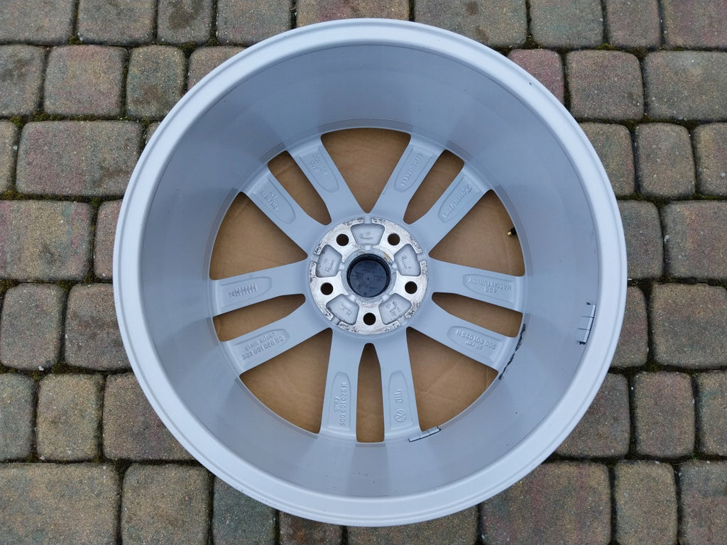 1x Alufelge 18 Zoll 8.0" 5x112 44ET Silber 3G0601025H VW Passat B8 Rim Wheel FEL1280423094lt