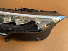 Laden Sie das Bild in den Galerie-Viewer, Frontscheinwerfer Audi Q3 83A941012 Full LED Rechts Scheinwerfer Headlight SCH8037397339sj