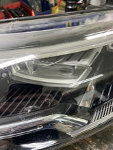 Laden Sie das Bild in den Galerie-Viewer, Frontscheinwerfer Renault Espace V 260601628R Links Scheinwerfer Headlight SCH1674735622ig