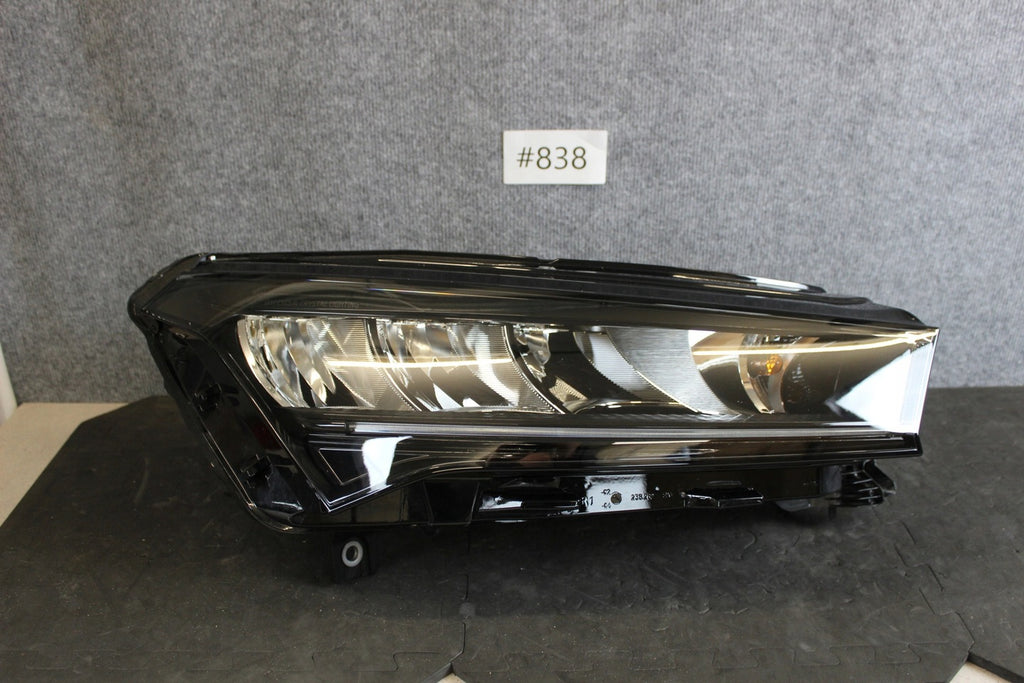 Frontscheinwerfer Skoda Enyaq 5LB941016 Rechts Scheinwerfer Headlight SCH4183527565sh
