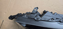 Laden Sie das Bild in den Galerie-Viewer, Frontscheinwerfer Toyota Hilux VIII Links Scheinwerfer Headlight SCH4532491197cp