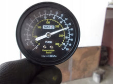 Laden Sie das Bild in den Galerie-Viewer, Motor BMW E91 E60 E90 E61 YUGUYGGGGH 2005 Benzin Engine Unkomplett