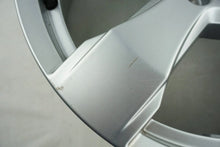 Laden Sie das Bild in den Galerie-Viewer, 1x Alufelge 17 Zoll 7.5" 5x108 50ET Glanz Silber 31423850 Volvo S60 I Xc60 FEL5229675322zl