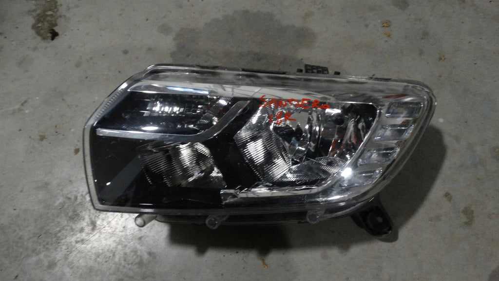 Frontscheinwerfer Dacia Sandero II 260605665R Links Scheinwerfer Headlight