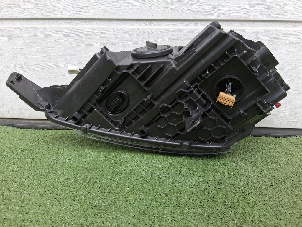 Frontscheinwerfer Skoda Yeti 5l 5L1941018D Bi-Xenon Rechts Headlight SCH5056910088pr