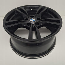 Laden Sie das Bild in den Galerie-Viewer, 1x Alufelge 18 Zoll 9.0" 5x120 42ET Glanz Schwarz 8088652 BMW 3 F34 Rim Wheel FEL9982599595ro
