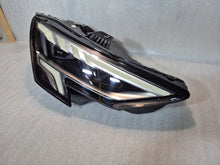 Laden Sie das Bild in den Galerie-Viewer, Frontscheinwerfer Audi A3 8Y0941034 LED Rechts Scheinwerfer Headlight SCH6303770452dr