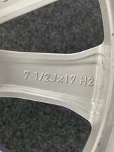 Load image into Gallery viewer, 1x Alufelge 17 Zoll 7.5" 5x112 30ET 6883517 6877936 7915323 BMW G21 Rim Wheel FEL6694318435xu
