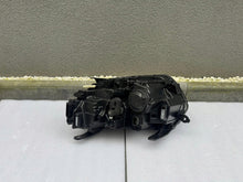 Load image into Gallery viewer, Frontscheinwerfer Dacia Duster 260106194R LED Rechts Scheinwerfer Headlight