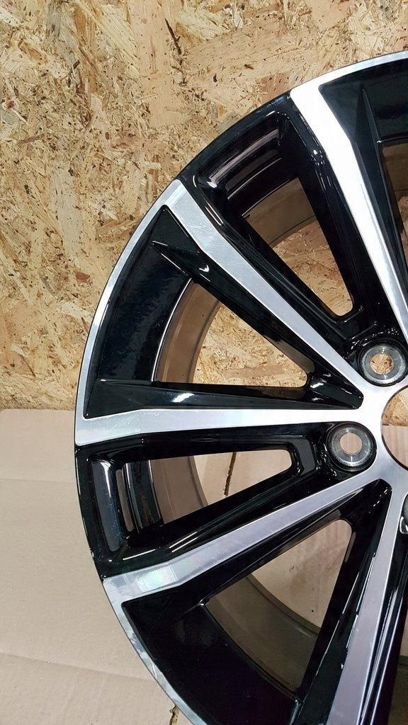 1x Alufelge 18 Zoll 8.0" 5x108 42ET 32358646 Volvo S60 V60 V90 Rim Wheel