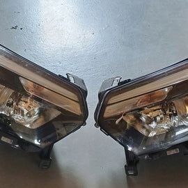 Frontscheinwerfer Renault Master Ein Satz Scheinwerfer Headlight SCH4943015456rs