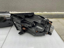 Laden Sie das Bild in den Galerie-Viewer, Frontscheinwerfer Jeep Compass 00501636830 00501508820 Ein Satz Headlight SCH8484354591qd