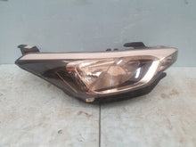 Load image into Gallery viewer, Frontscheinwerfer Hyundai I20 II 92102C8000 LED Rechts Scheinwerfer Headlight