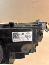 Load image into Gallery viewer, Frontscheinwerfer VW Golf VIII 5H1941006C Rechts Scheinwerfer Headlight SCH4815778452ql
