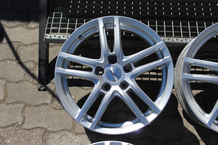 4x Alufelge 17 Zoll 7.0" 5x114.3 50ET Glanz Silber KBA-51743- Hyundai I Z FEL4641997346iw