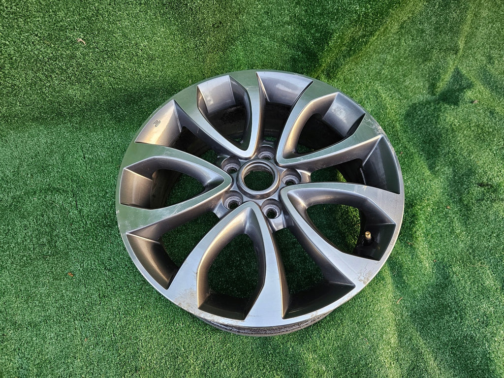 1x Alufelge 17 Zoll 7.0" 5x114.3 47ET Nissan Juke Rim Wheel