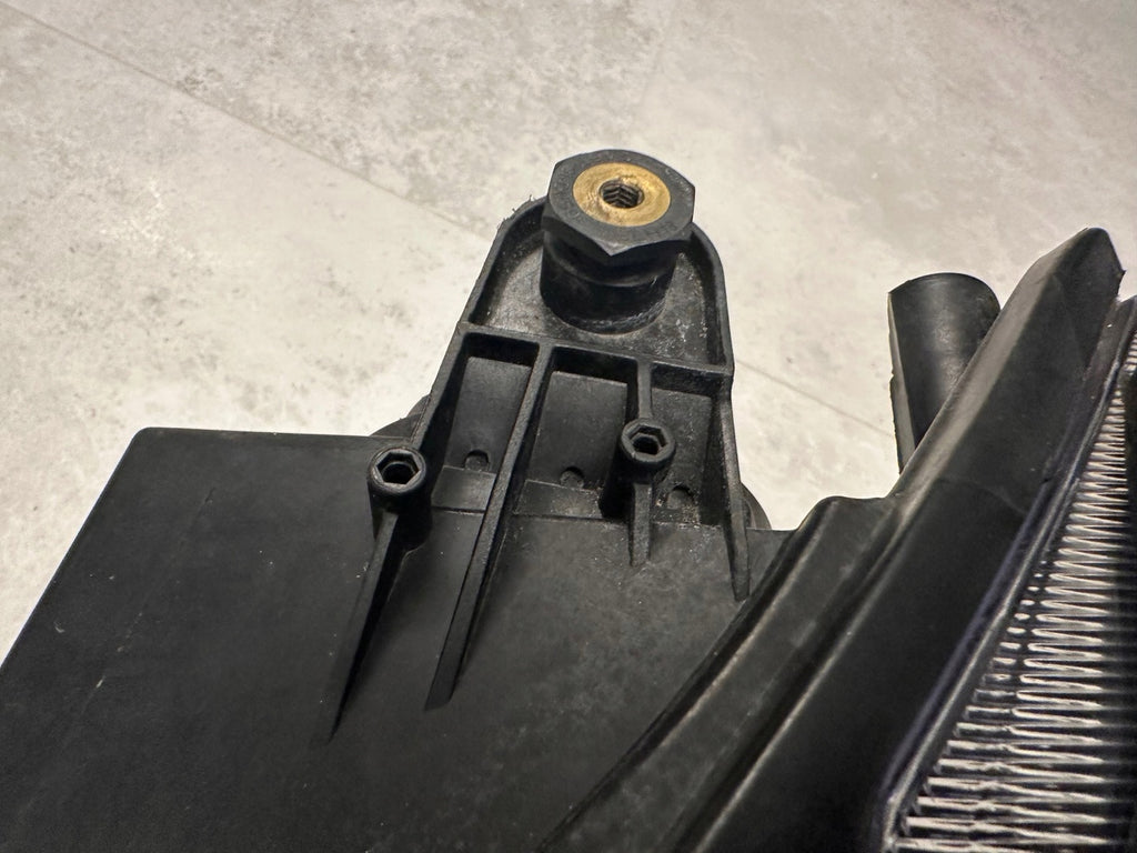 Frontscheinwerfer VW Caddy 2K8941005A Halogen Links Scheinwerfer Headlight SCH8833460839vn