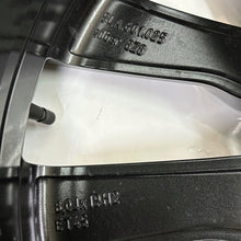 Laden Sie das Bild in den Galerie-Viewer, 1x Alufelge 19 Zoll 8.0&quot; 5x112 45ET Graphit 5LA601025 Skoda Rim Wheel