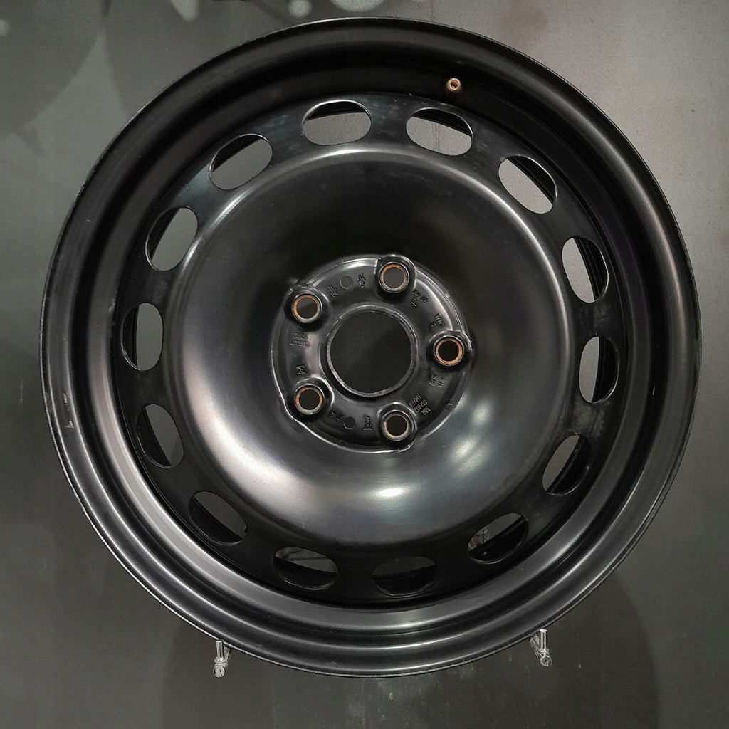 4x Alufelge 16 Zoll 6.0" 5x112 43ET Glanz Schwarz 5Q0601027AM VW I Rim Wheel FEL1970048946vs