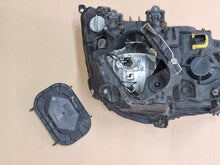 Laden Sie das Bild in den Galerie-Viewer, Frontscheinwerfer Mercedes-Benz A9608201839 Links Scheinwerfer Headlight SCH8037933089hs