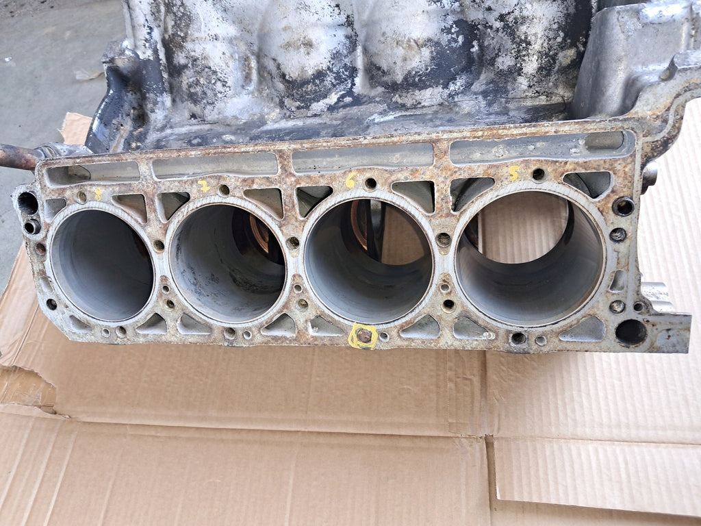 Motorblock Mercedes-Benz Sl R107 117967 5.5 Benzin Unkomplett